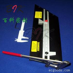 铡切式盘根切割器